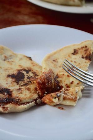 Pupusas 100% Salvadorenas
