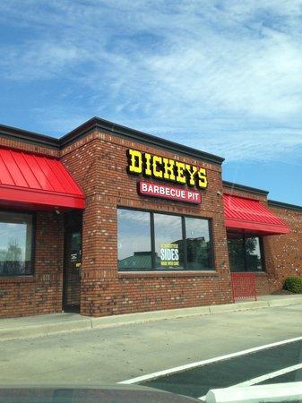 Dickey's Barbecue Pit