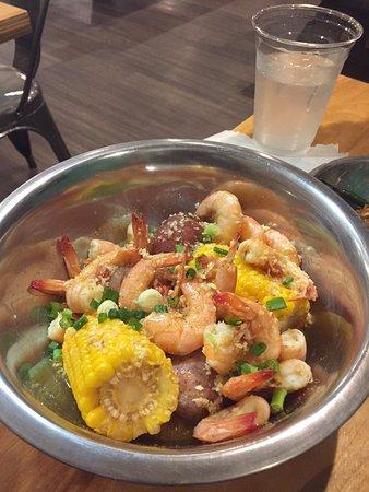 Pinch Boil House and Bia Bar