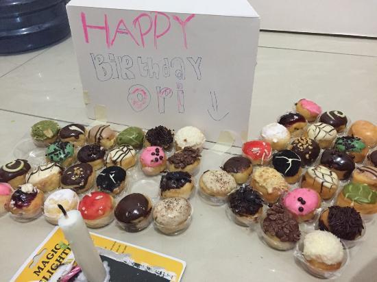 J.Co Donuts & Coffee