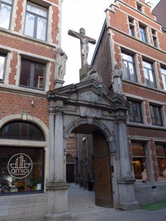 Amici Coffee and Books