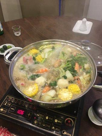 Yue Lai Seafood and Hotpot Restaurant