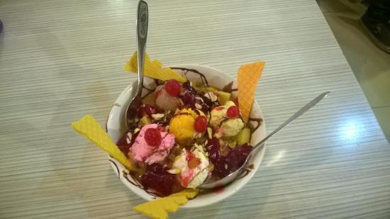 Yashwant Pure Dining Hall