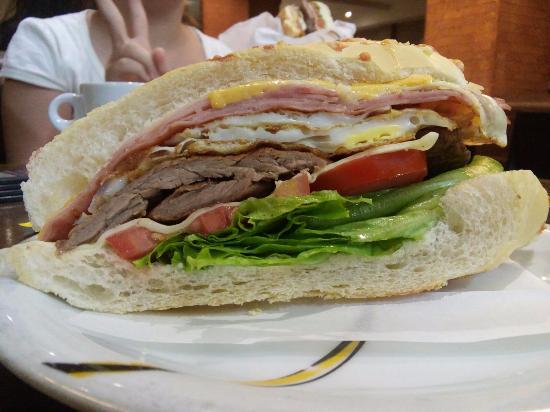 Santa Efigenia Paes e Doces