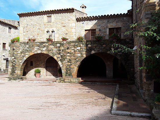 Monasterio de Sant Miquel de Cruïlles