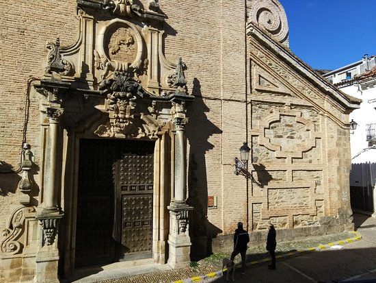 Iglesia De La Santísima Trinidad