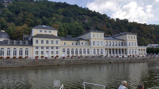 Brunnenhalle