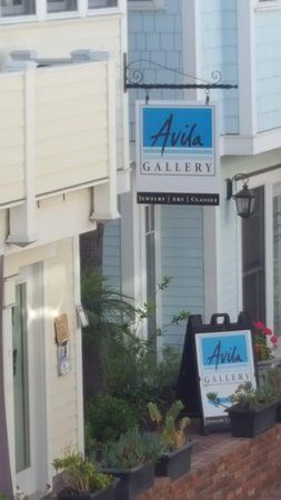 Avila Gallery