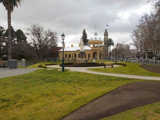 Queen Victoria Gardens