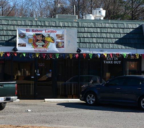El Sabor Latino Restaurant & Bar