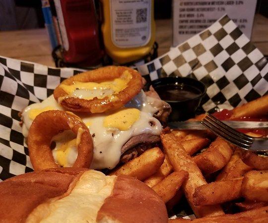 Rookies Sports Bar and Grill