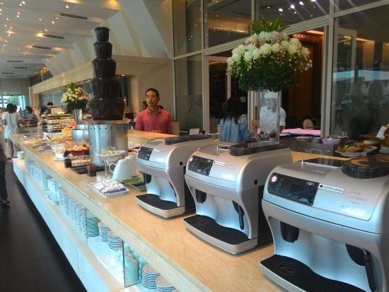 La moon by Ramayana Restaurant