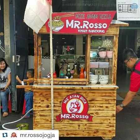 Mie Ayam Rica Mr. Rosso
