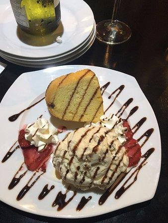 Roe Fine Japanese Sushi & Tea House