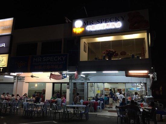 Mr. Specky Tomyam Seafood Restaurant