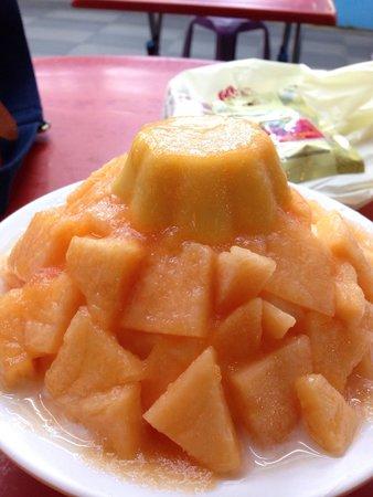 Yi Xin Bubble Shaved Ice Mountain