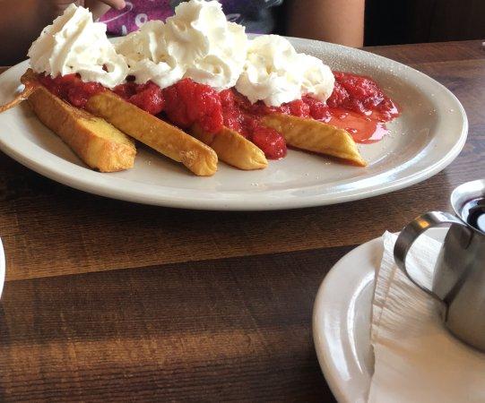 Blue Water Cafe & Lounge