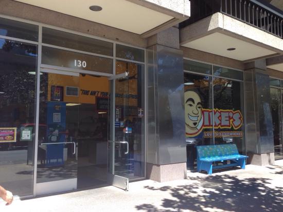 Ike's Love & Sandwiches