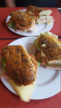 Me Gusta Comidas y Cafe