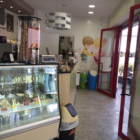 Gelateria Dolce Freddo
