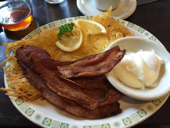 M & M Restaurant & Lounge