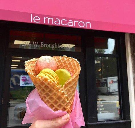 Le Macaron French Pastries Savannah