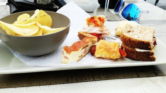 Time Cafe, Bruschette & Cocktails