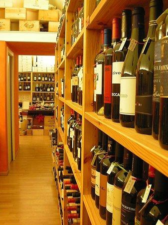 Vino & Dintorni Enoteca