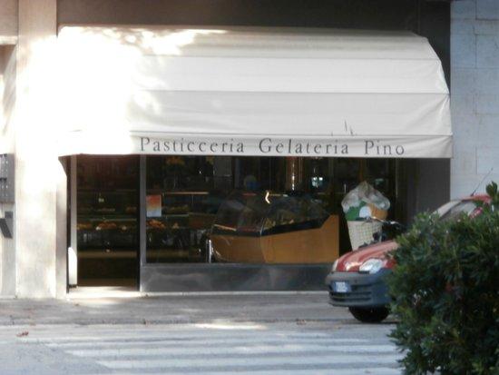 Pasticceria Gelateria Di Pino Francesco & C. S.N.C