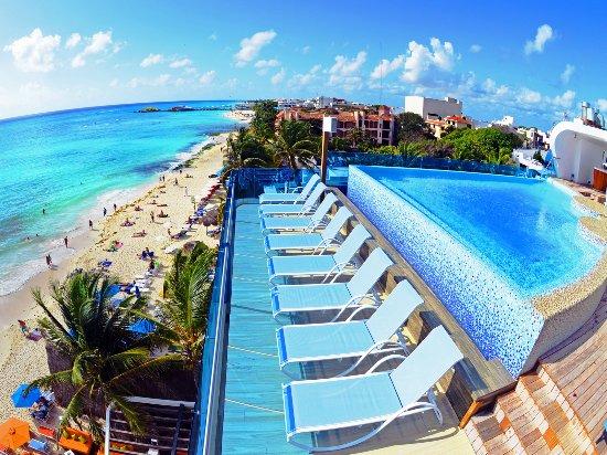 Deck 5 Pool and Skybar