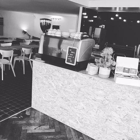 Harold's Food & Coffee