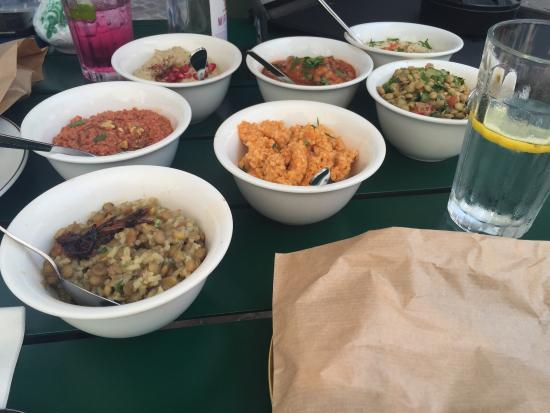 Moudi Bar&Restaurant