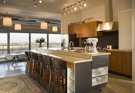 studio chef erez stern