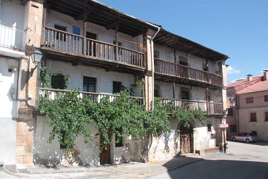 Casa Ferrones