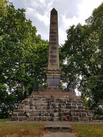 Battle of Naseby Obelisk