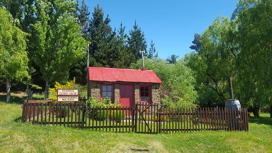 Encuentros con la Historia. Estancia Turística