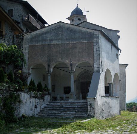 Santuario della Madonna della Sassella