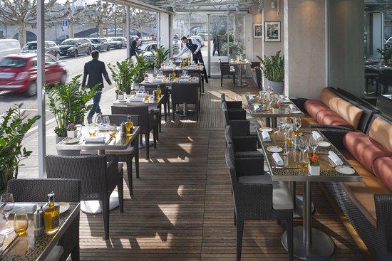 Café Calla at Mandarin Oriental