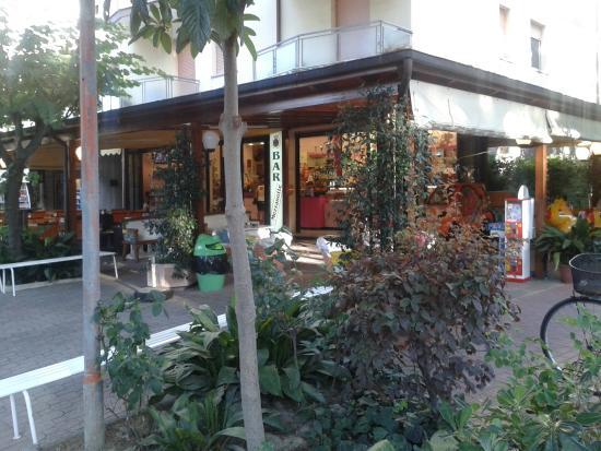 Bar Mezzanotte Gelateria