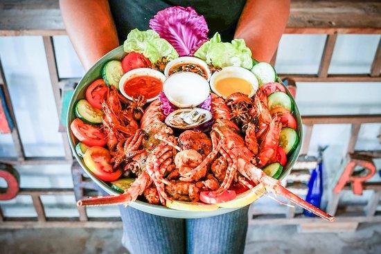 Mama Lobster Restaurant