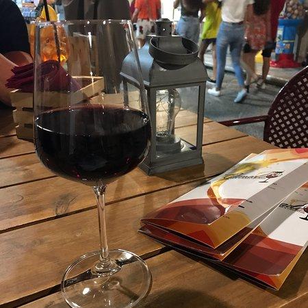 Grenade Wine Drink & Chupitos