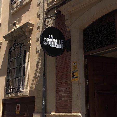 La Canalla Tacos y Tragos