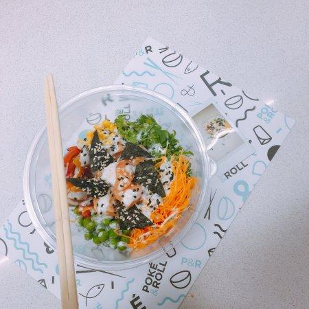 Poke & Roll Buenos Aires