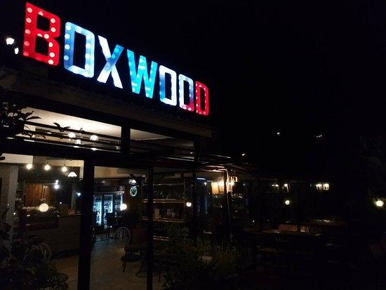 Box Wood Cafe & Restaurant