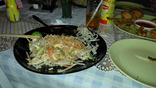 Noi Friendly Restaurant