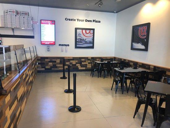 Pizza@ Pointe Orlando