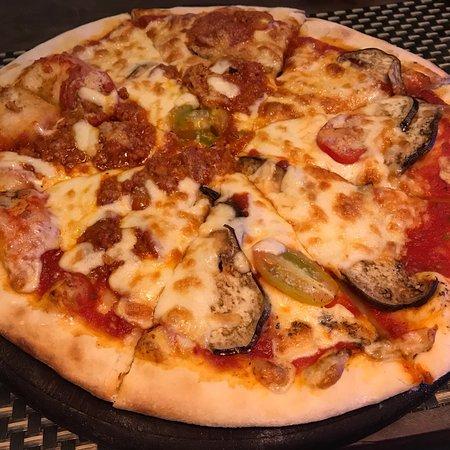 Amici Italian Restaurant and Pizzeria