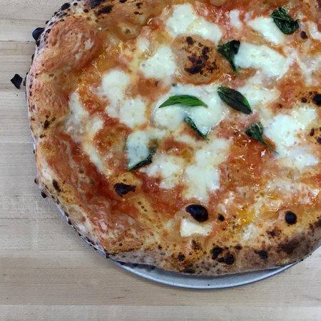 Mangia & Bevi Pizzeria Napoletana