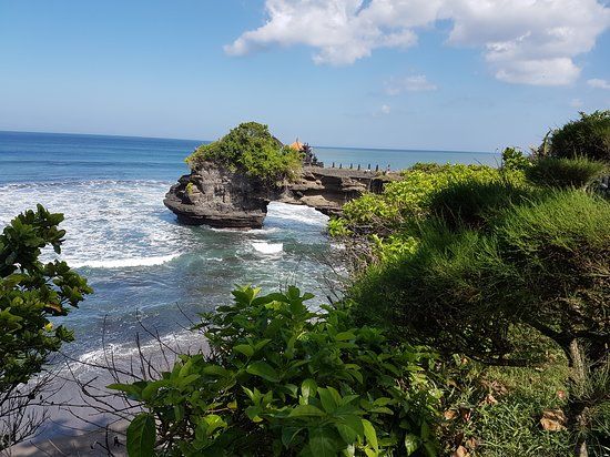 Pura Batu Belong