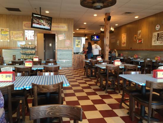 Dicky's Barbecue Pit